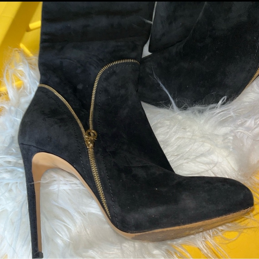 Salvatore Ferragamo
 suede leather boots